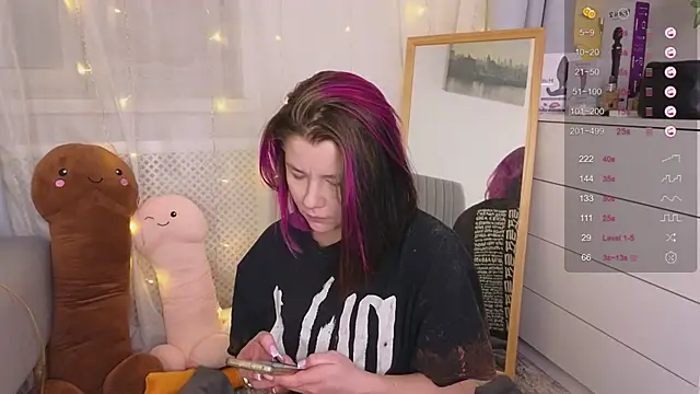 Mira Falls online show from 01/21/25, 05:16