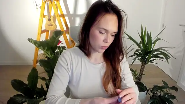 Snapshot of Pokemeboy chatting on 12/23/24, 04:17 Pokemeboy online show from 12/23/24, 04:17