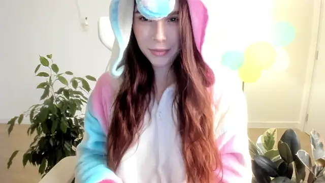 Snapshot of Pokemeboy chatting on 12/16/25, 04:34 Pokemeboy online show from 12/16/25, 04:34