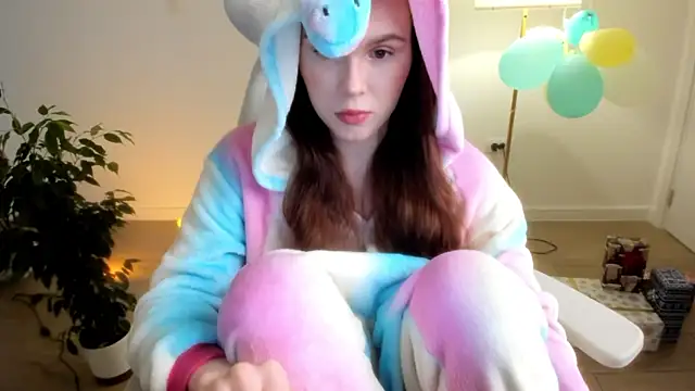 Snapshot of Pokemeboy chatting on 01/10/26, 06:31 Pokemeboy online show from 01/10/26, 06:31