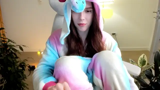 Snapshot of Pokemeboy chatting on 01/15/26, 05:38 Pokemeboy online show from 01/15/26, 05:38