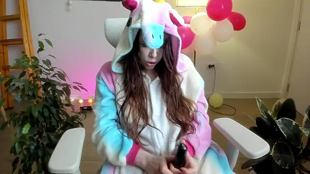 Snapshot of Pokemeboy chatting on 02/12/26, 06:14 Pokemeboy online show from 02/12/26, 06:14