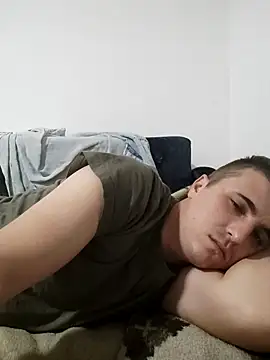 MrNoBoDy000 online show from 11/17/25, 05:46