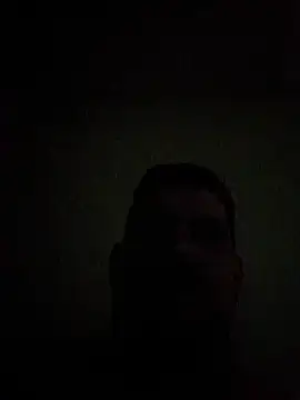 Snapshot of Eze_mole chatting on 11/03/25, 12:02 Eze mole online show from 11/03/25, 12:02