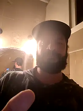 Snapshot of juanci_to chatting on 10/29/25, 08:05 juanci to online show from 10/29/25, 08:05