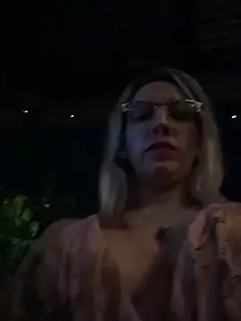 Snapshot of Gatitacarlita chatting on 12/28/24, 12:26 Gatitacarlita online show from 12/28/24, 12:26