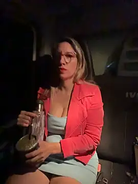 Snapshot of Gatitacarlita chatting on 11/25/25, 07:52 Gatitacarlita online show from 11/25/25, 07:52