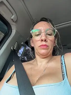 Snapshot of Gatitacarlita chatting on 03/24/26, 05:29 Gatitacarlita online show from 03/24/26, 05:29