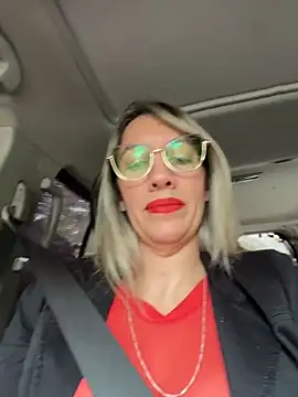 Snapshot of Gatitacarlita chatting on 04/11/26, 06:12 Gatitacarlita online show from 04/11/26, 06:12