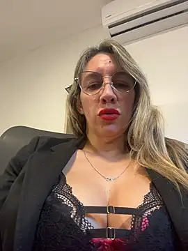 Snapshot of Gatitacarlita chatting on 05/29/26, 12:14 Gatitacarlita online show from 05/29/26, 12:14