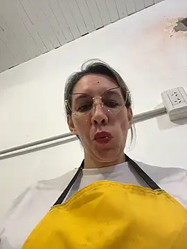 Snapshot of Gatitacarlita chatting on 05/30/26, 03:53 Gatitacarlita online show from 05/30/26, 03:53