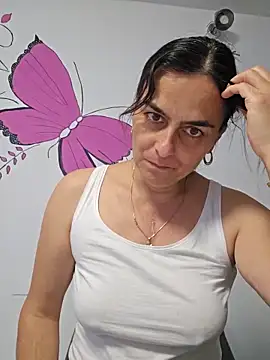 IsabelleCraft online show from 11/10/25, 11:42