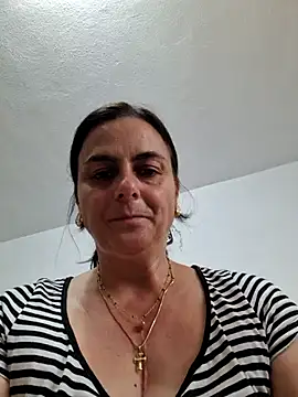 IsabelleCraft online show from 06/24/26, 10:14