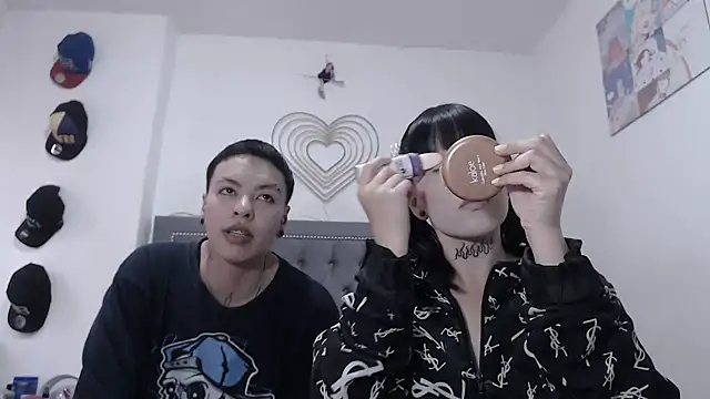 Snapshot of dulce_maria_x chatting on 01/17/26, 10:02 dulce maria x online show from 01/17/26, 10:02