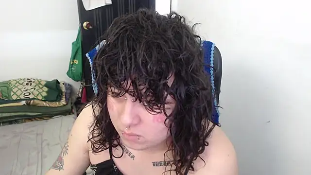 Snapshot of Smoke_trip_Alicia chatting on 02/21/26, 03:46 Smoke trip Alicia online show from 02/21/26, 03:46