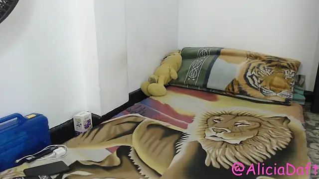 Smoke trip Alicia online show from 05/01/26, 07:18