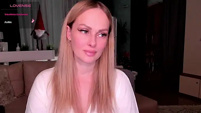 Libby Nora online show from 12/25/24, 01:41