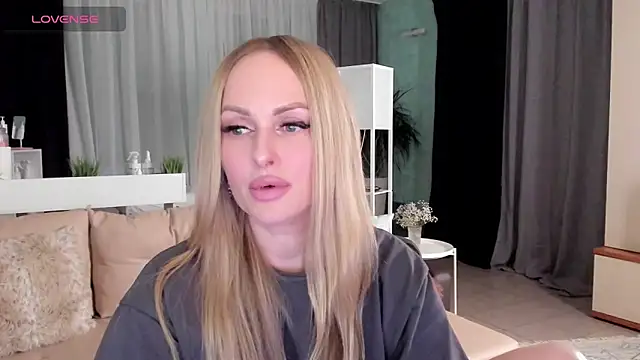 Libby Nora online show from 01/22/25, 05:17