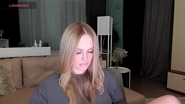 Libby Nora online show from 02/08/25, 03:53