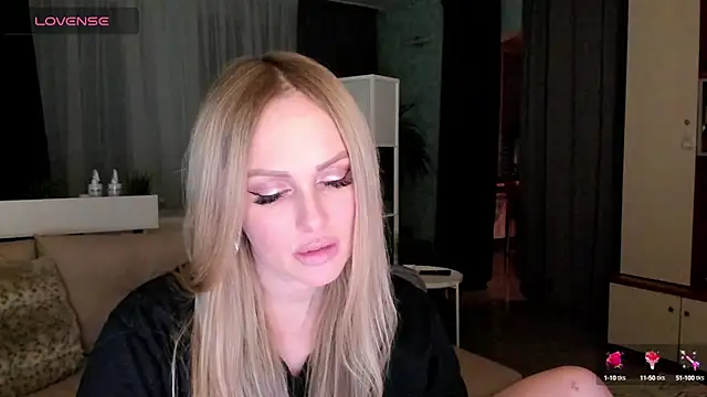 Libby Nora online show from 03/06/25, 04:28