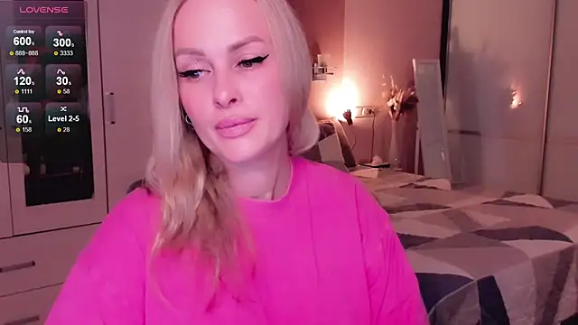 Libby Nora online show from 10/11/25, 03:32