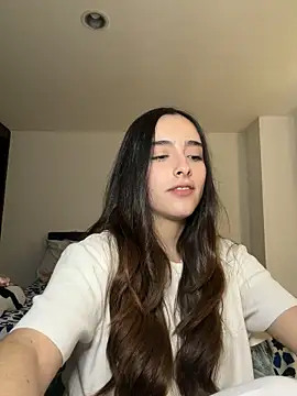 swrennn19 online show from 10/26/25, 06:14