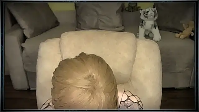 clementine online show from 11/12/25, 08:04