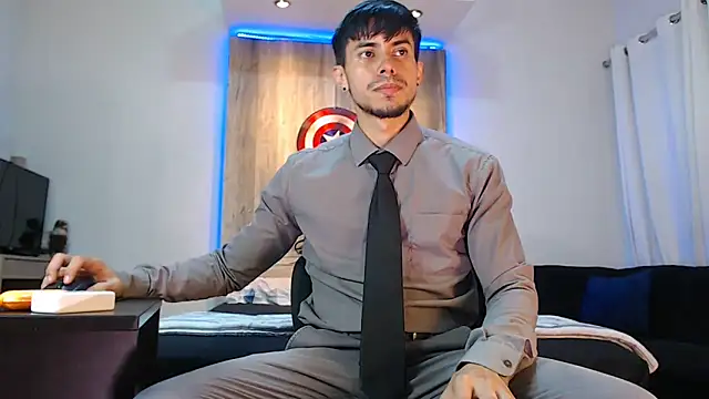 Andrew 4  online show from 02/13/25, 01:50