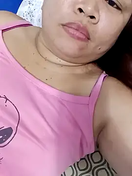 XXLorie 02 online show from 03/09/25, 10:52