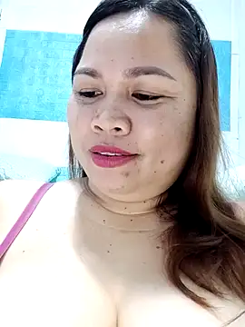 XXLorie 02 online show from 03/13/25, 11:51