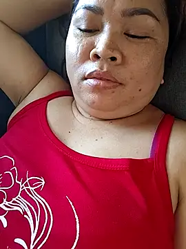 XXLorie 02 online show from 11/07/25, 12:54