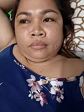 XXLorie 02 online show from 05/24/26, 02:00