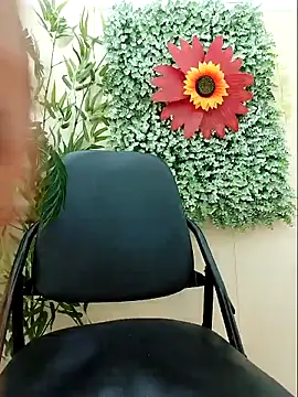 Snapshot of AsianPussie4u chatting on 04/12/26, 03:55 AsianPussie4u online show from 04/12/26, 03:55