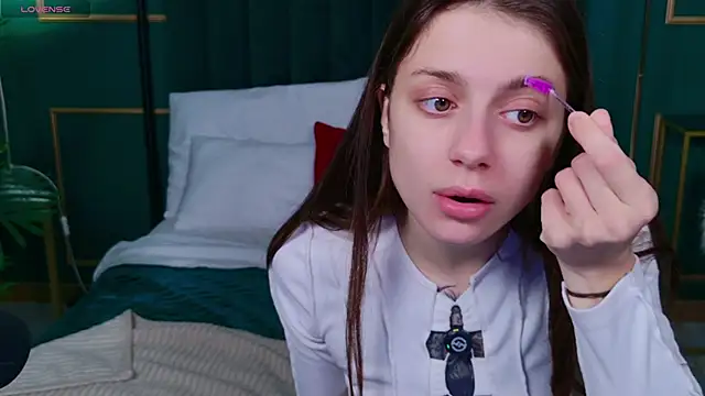 Eille Elfie online show from 10/10/25, 04:44