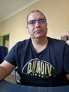 Andrew1900529 online show from 01/27/25, 10:27