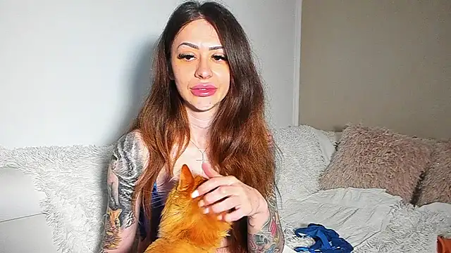 BrianaDiamondXXX online show from 06/25/26, 11:04