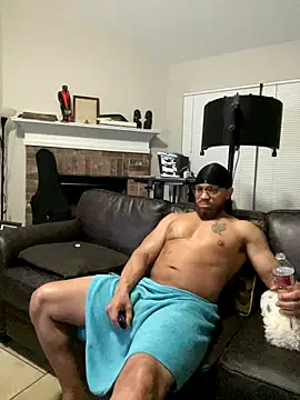 Snapshot of Fathero1time chatting on 09/28/25, 03:56 Fathero1time online show from 09/28/25, 03:56