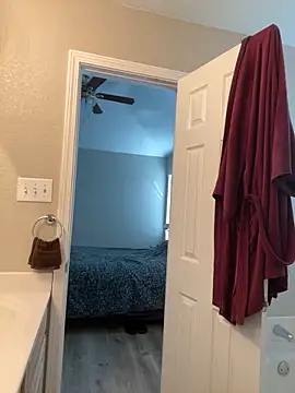 Snapshot of Fathero1time chatting on 12/13/25, 07:53 Fathero1time online show from 12/13/25, 07:53