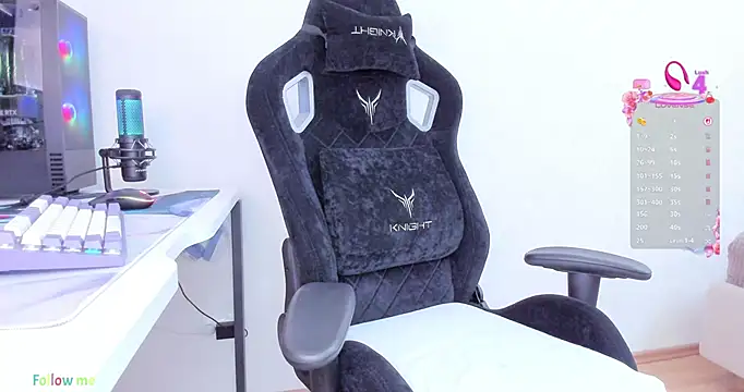 Snapshot of SkyqueenI chatting on 09/09/25, 08:03 SkyqueenI online show from 09/09/25, 08:03