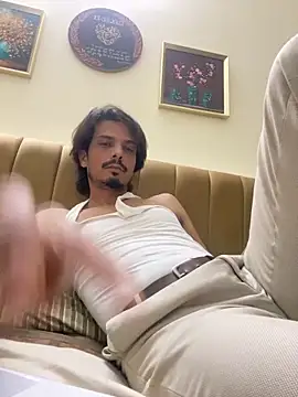 Snapshot of Talha266 chatting on 12/21/25, 08:05 Talha266 online show from 12/21/25, 08:05