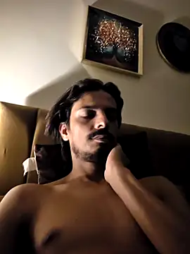 Snapshot of Talha266 chatting on 01/12/26, 08:03 Talha266 online show from 01/12/26, 08:03