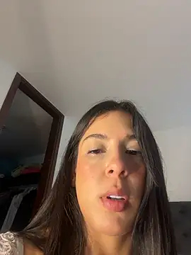 kamivolkano online show from 11/18/25, 04:22