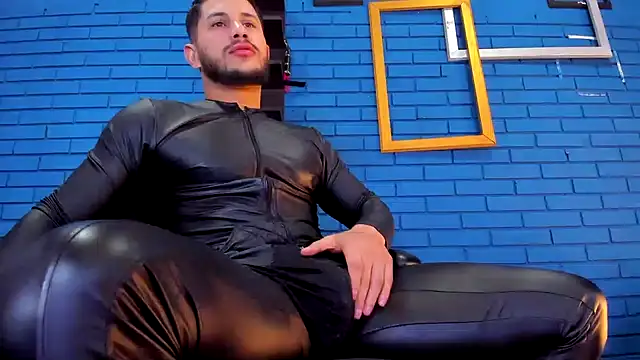 TheIan26 online show from 12/21/24, 07:49