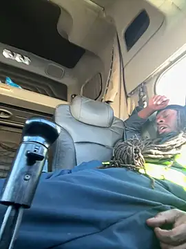 Snapshot of blue5455 chatting on 03/02/25, 09:32 blue5455 online show from 03/02/25, 09:32