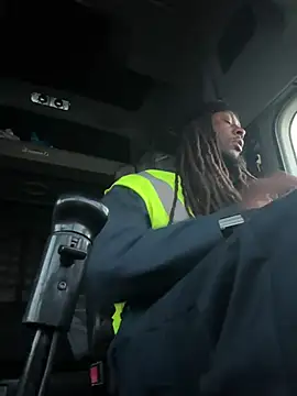 Snapshot of blue5455 chatting on 03/03/25, 12:59 blue5455 online show from 03/03/25, 12:59