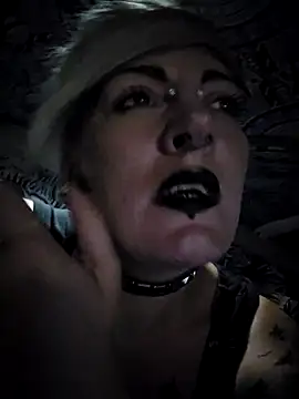 Snapshot of PinkTheHawk chatting on 02/10/25, 08:53 PinkTheHawk online show from 02/10/25, 08:53