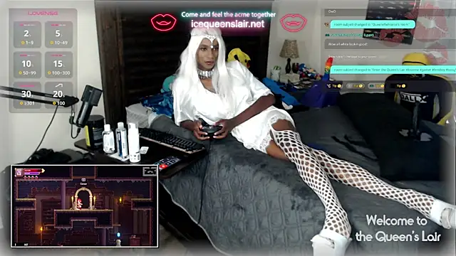 Snapshot of QueenofWhiteIce chatting on 09/13/25, 02:55 QueenofWhiteIce online show from 09/13/25, 02:55