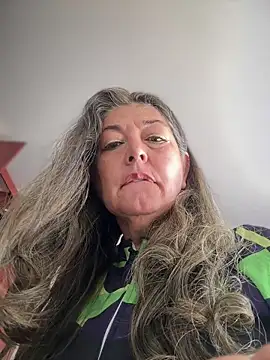 emma tour online show from 12/19/25, 03:41