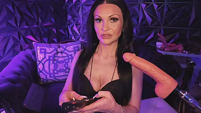 NatashaxoBangs online show from 05/16/26, 12:18