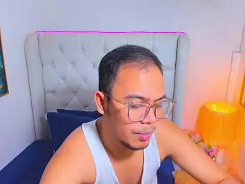 AsianZero online show from 05/11/26, 04:26